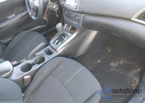 2018 Nissan Sentra S z USA, uszkodzony, nr VIN 3N1AB7AP3JY248546